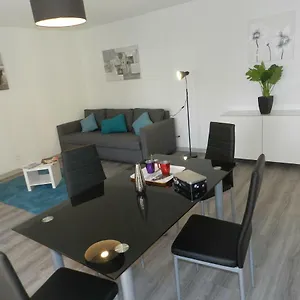 Beautiful 1 Bedroom Flat Apartment Nice