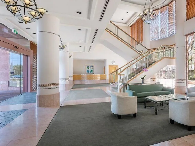 Oaks Gold Coast Hotel