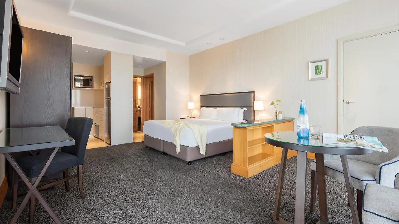 Oaks Gold Coast Hotel